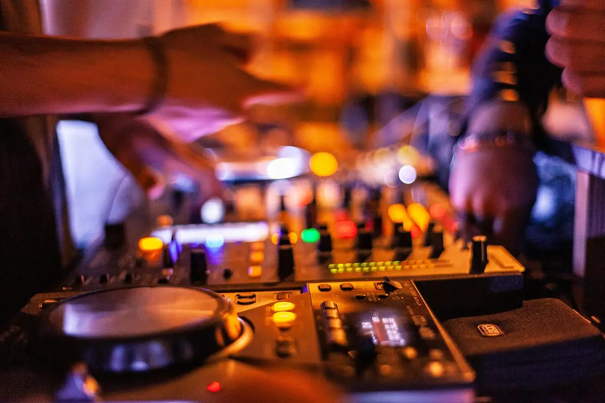 ses sistemi dj hizmeti kiralama