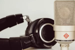 Fuar ve lansmanlar için mobil podcast stüdyosu kiralama